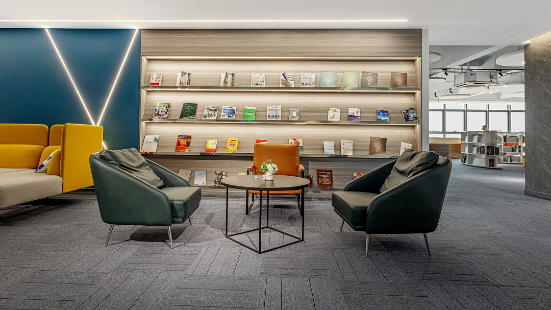 063A6877-10-12 063A6877-10-12